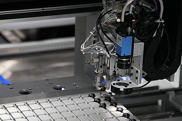 機(jī)器視覺檢測(cè)與人力檢測(cè)相比有哪些優(yōu)勢(shì)？