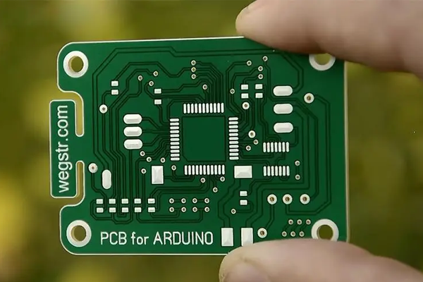 PCBA板上MARK點的作用與設(shè)計事項