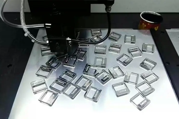 機器視覺技術精準測量點膠高度與寬度:提升生產質量的新利器