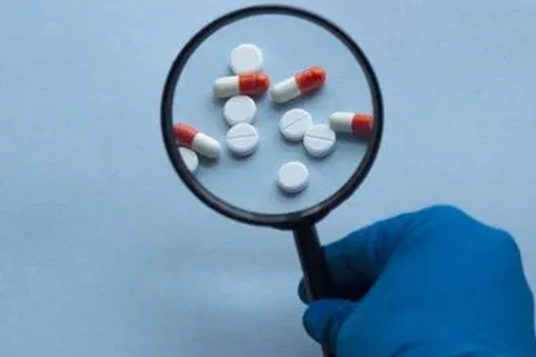 機(jī)器視覺(jué)醫(yī)藥行業(yè)藥片包裝缺損檢測(cè)應(yīng)用