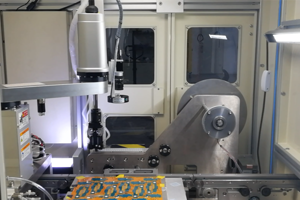 機(jī)器視覺對(duì)位自動(dòng)貼標(biāo)應(yīng)用