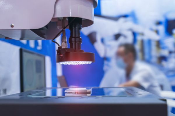 影像測量儀與閃測儀如何抉擇？一篇讀懂技術(shù)原理與選型